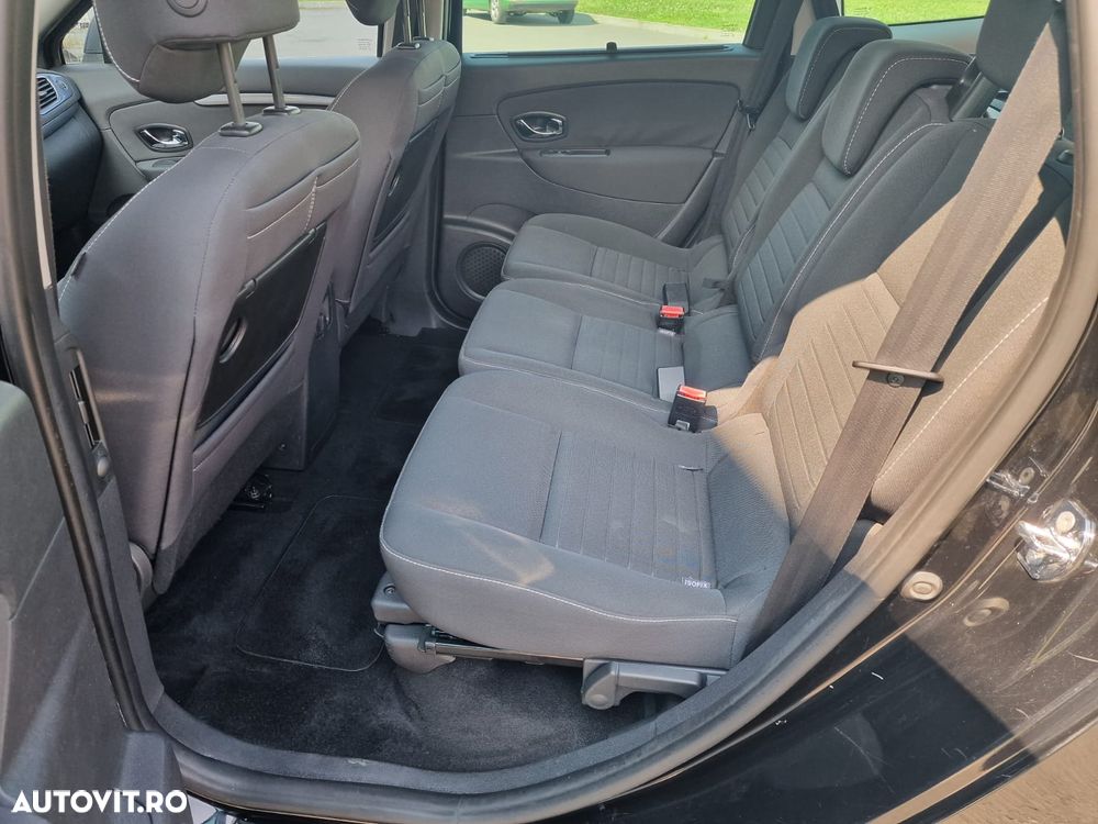 Renault Grand Scenic 1.5 dCi Privilege - 13