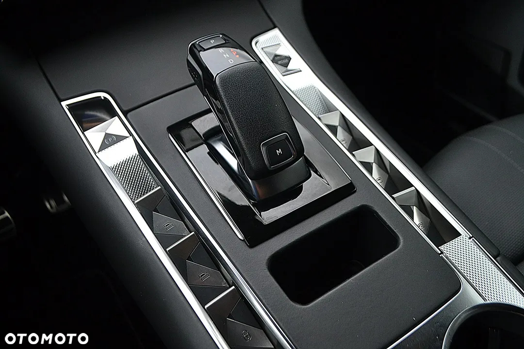 DS Automobiles DS 7 Crossback - 40