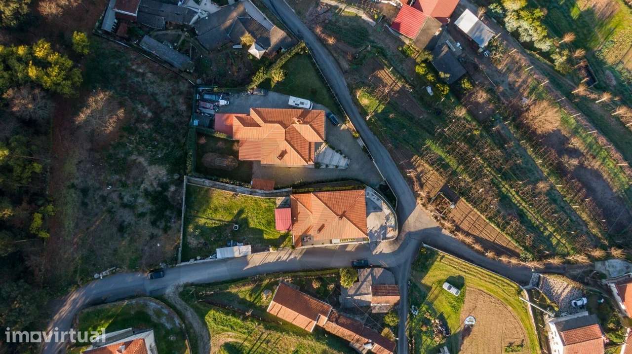 Moradia isolada em Atães - Guimarães - Grande imagem: 3/33