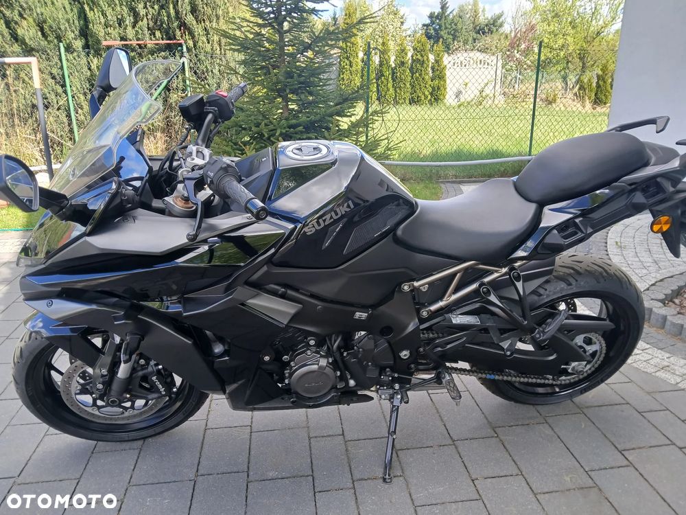 Suzuki GSX 1000 - 11
