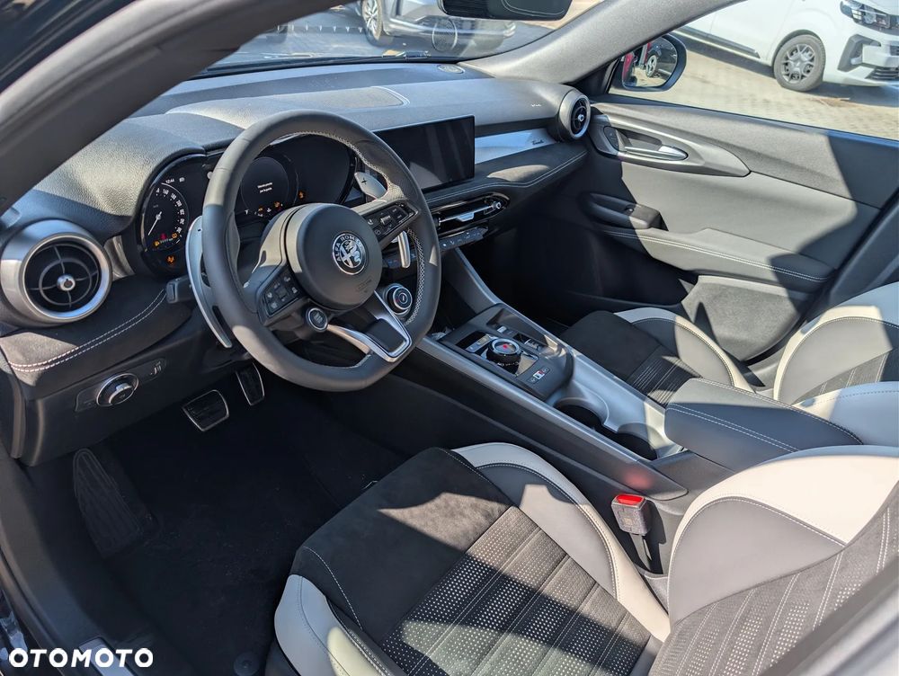 Alfa Romeo Tonale 1.5 T4 GSE mHEV Sport Speciale DCT - 9