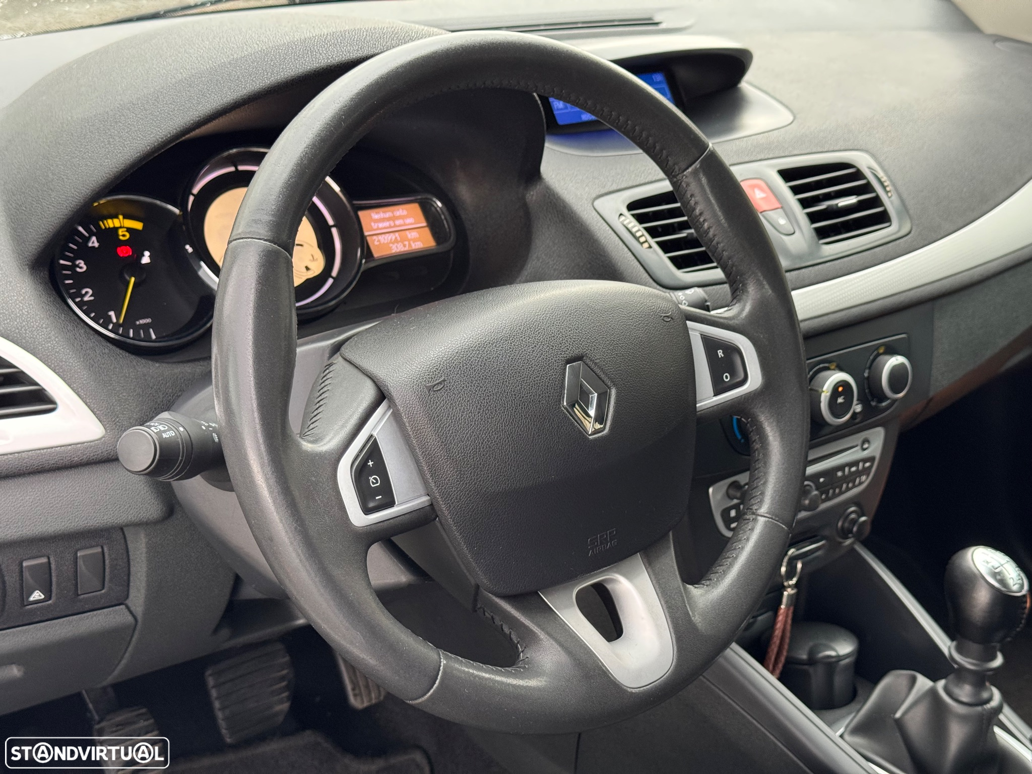 Renault Mégane Sport Tourer 1.5 dCi Dynamique S - 13