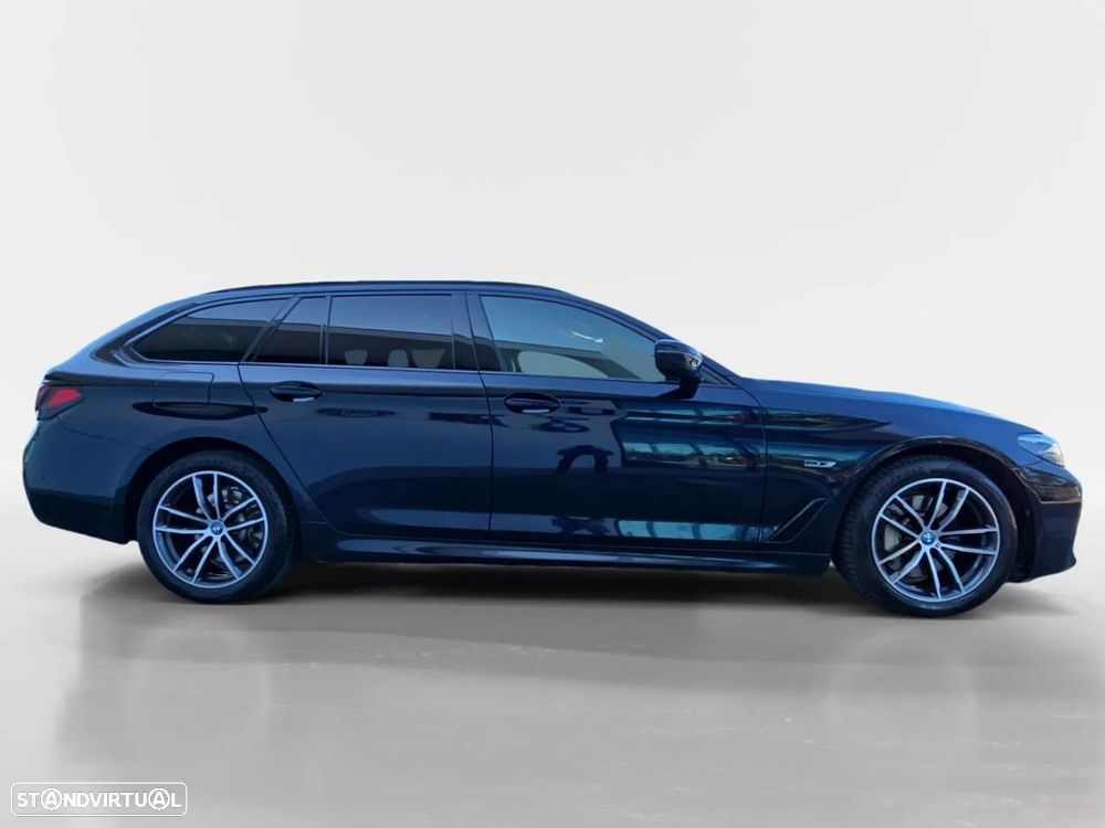 BMW 530 e Pack Desportivo M - 7