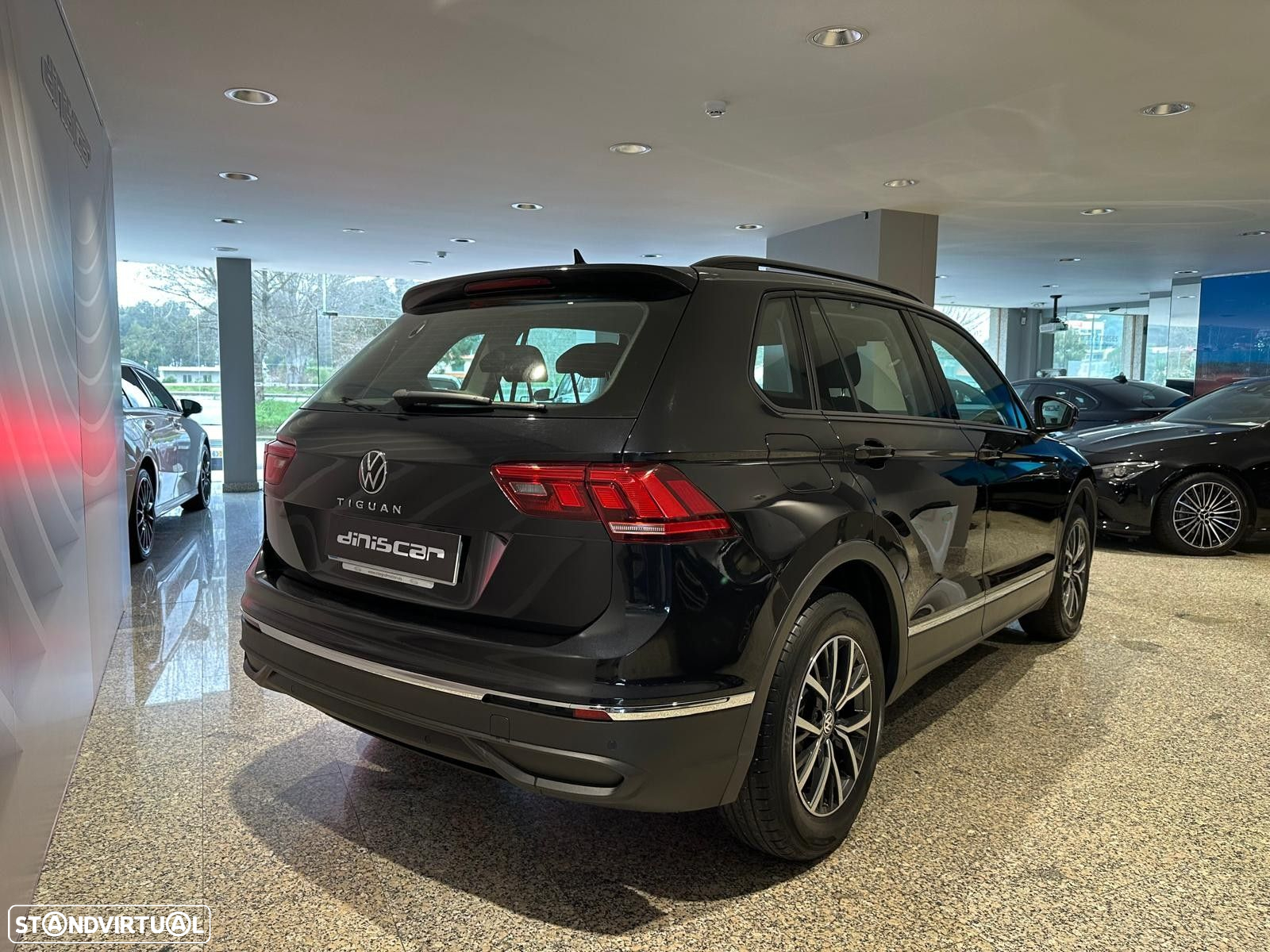 VW Tiguan - 23