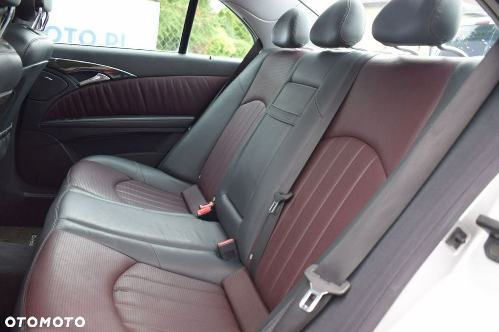 Mercedes-Benz Klasa E 55 AMG Automatik - 10