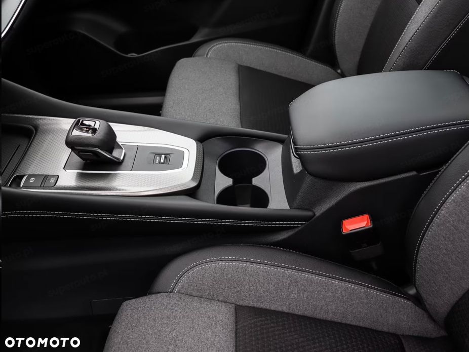 Nissan Qashqai 1.3 DIG-T MHEV N-Connecta Xtronic - 10