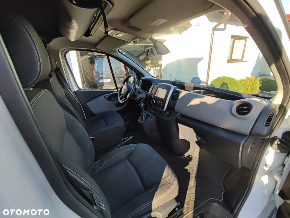 Renault Trafic long - 21