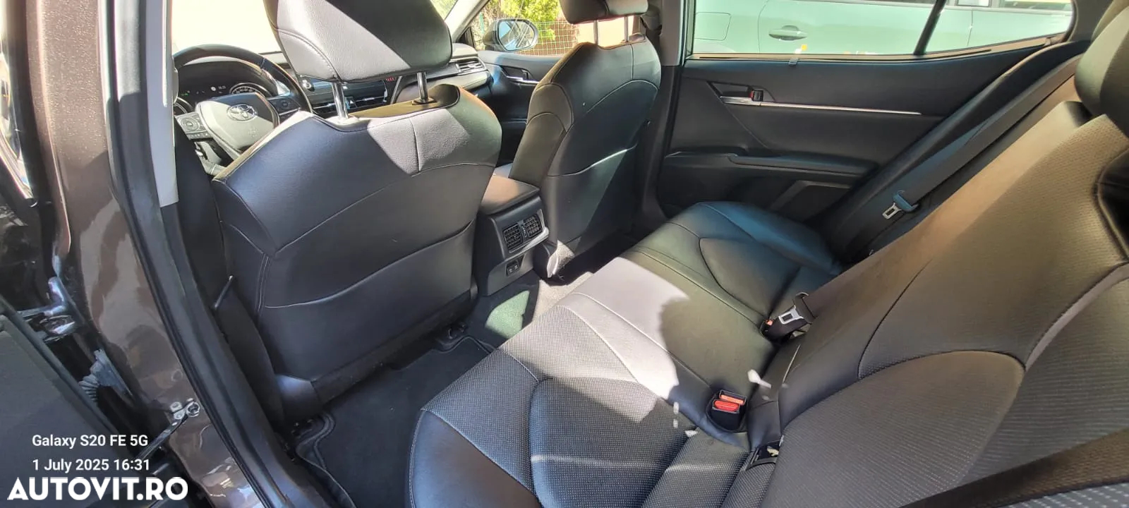 Toyota Camry - 8