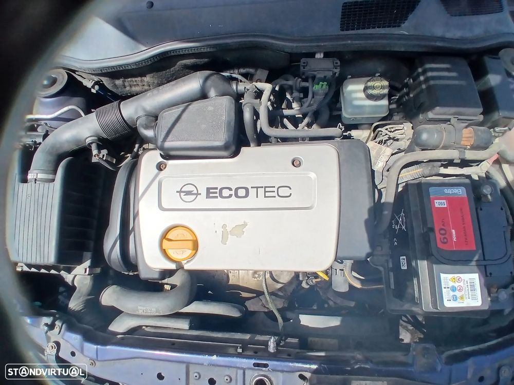 Opel Astra 1.6 Sport - 2