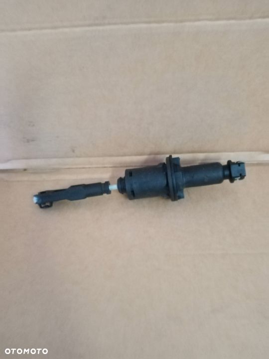 Wysprzęglik pompka sprzęgła Peugeot 407 1.8 - 1
