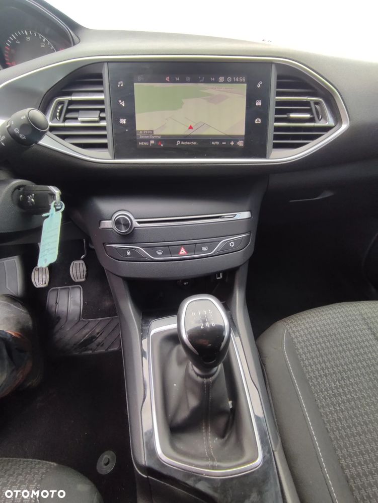 Peugeot 308 1.5 BlueHDi Business Line S&S - 20