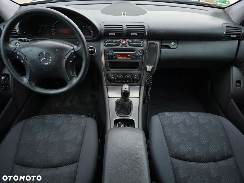 Mercedes-Benz Klasa C 180 Kompressor Avantgarde Sport Edition - 10