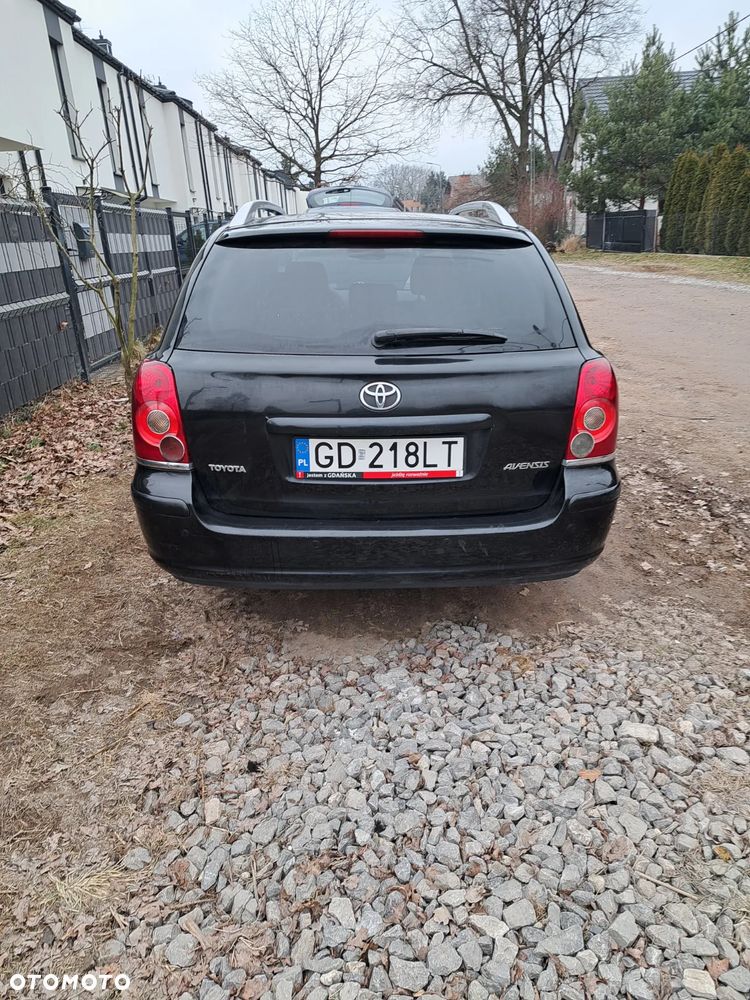 Toyota Avensis 1.8 VVT-i Sol - 4