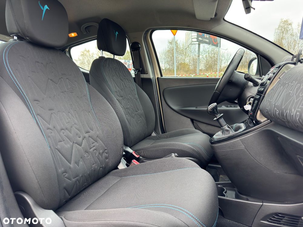 Lancia Ypsilon 1.2 8V Elefantino S&S - 27