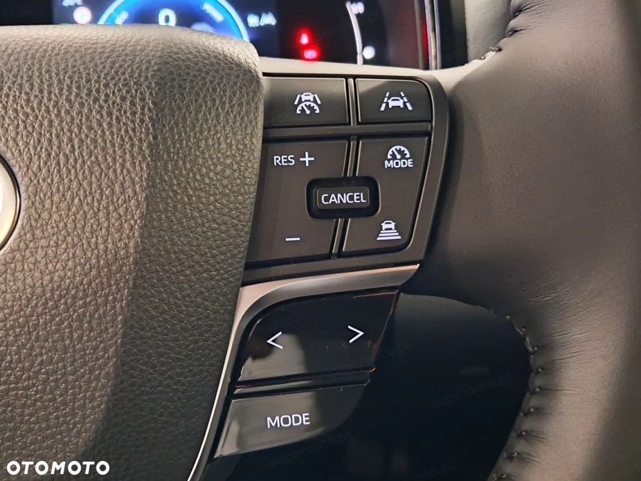 Toyota Camry - 10