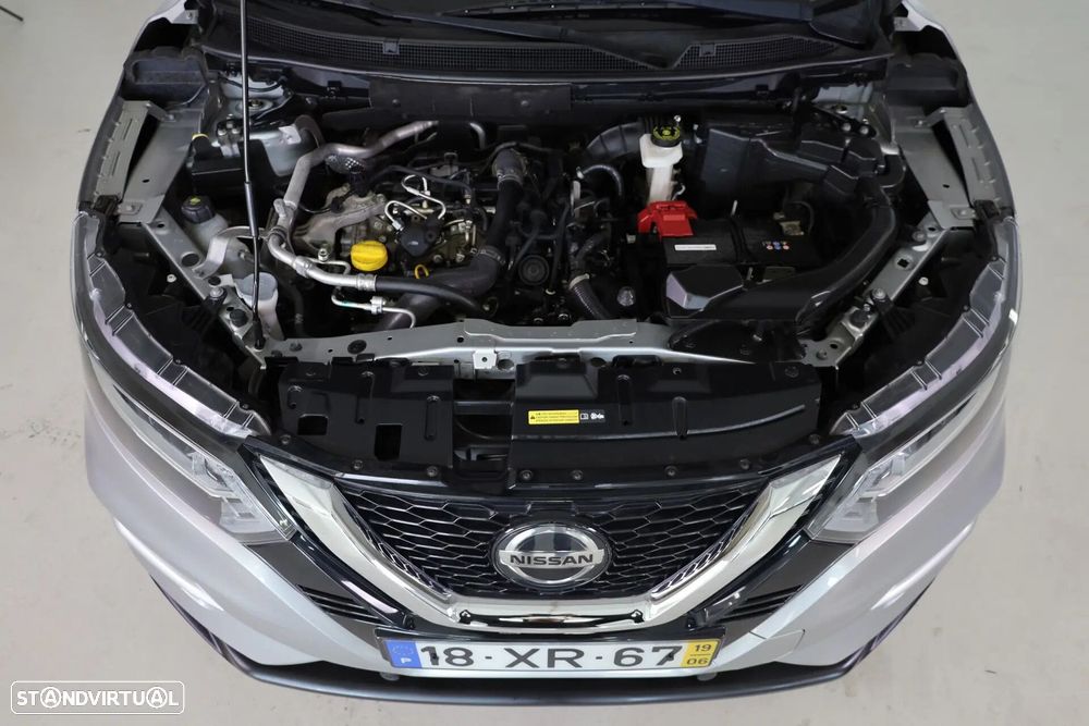 Nissan Qashqai 1.3 DIG-T N-Connecta LED+TT+SKY - 9