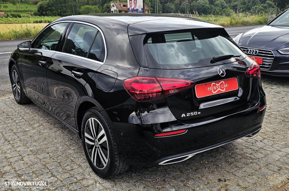 Mercedes-Benz A 250 e 8G-DCT Progressive Advanced - 4