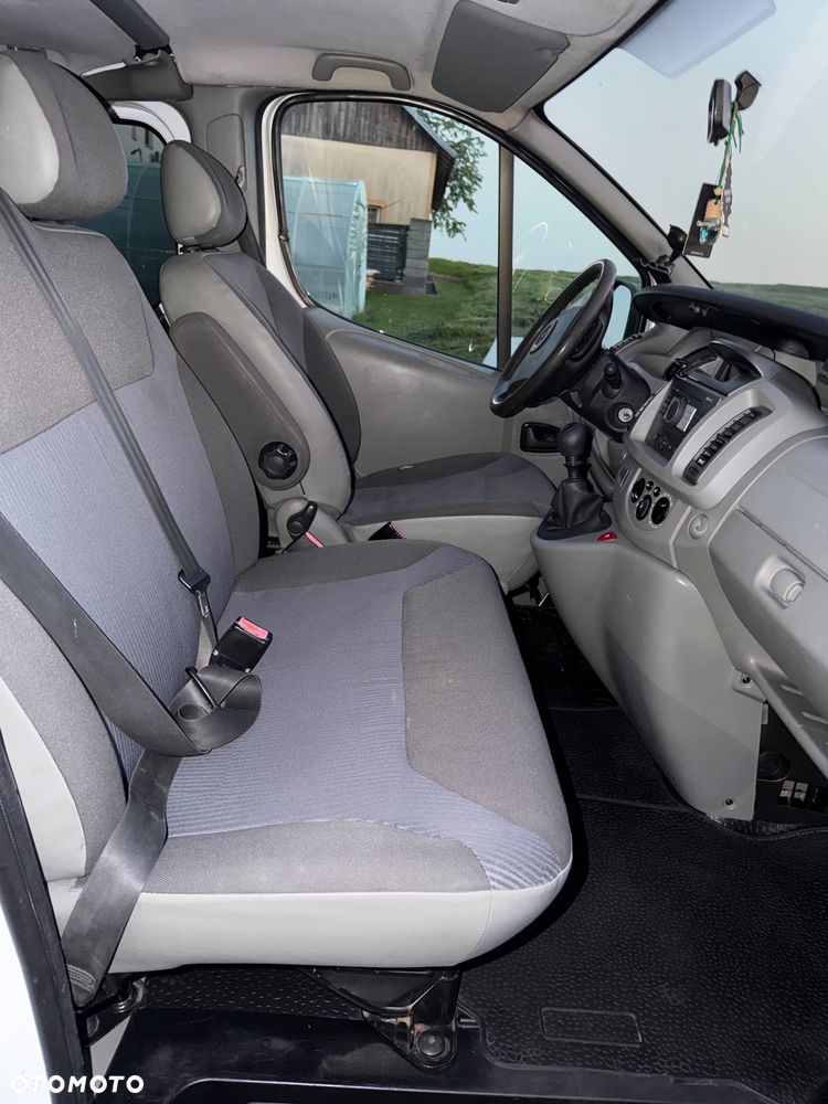 Opel Vivaro - 7