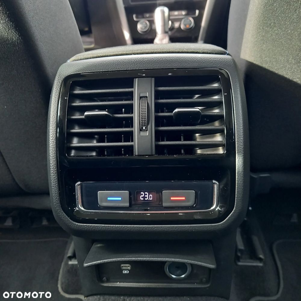 Volkswagen Passat Variant 1.4 TSI Plug-In Hybrid GTE DSG - 21