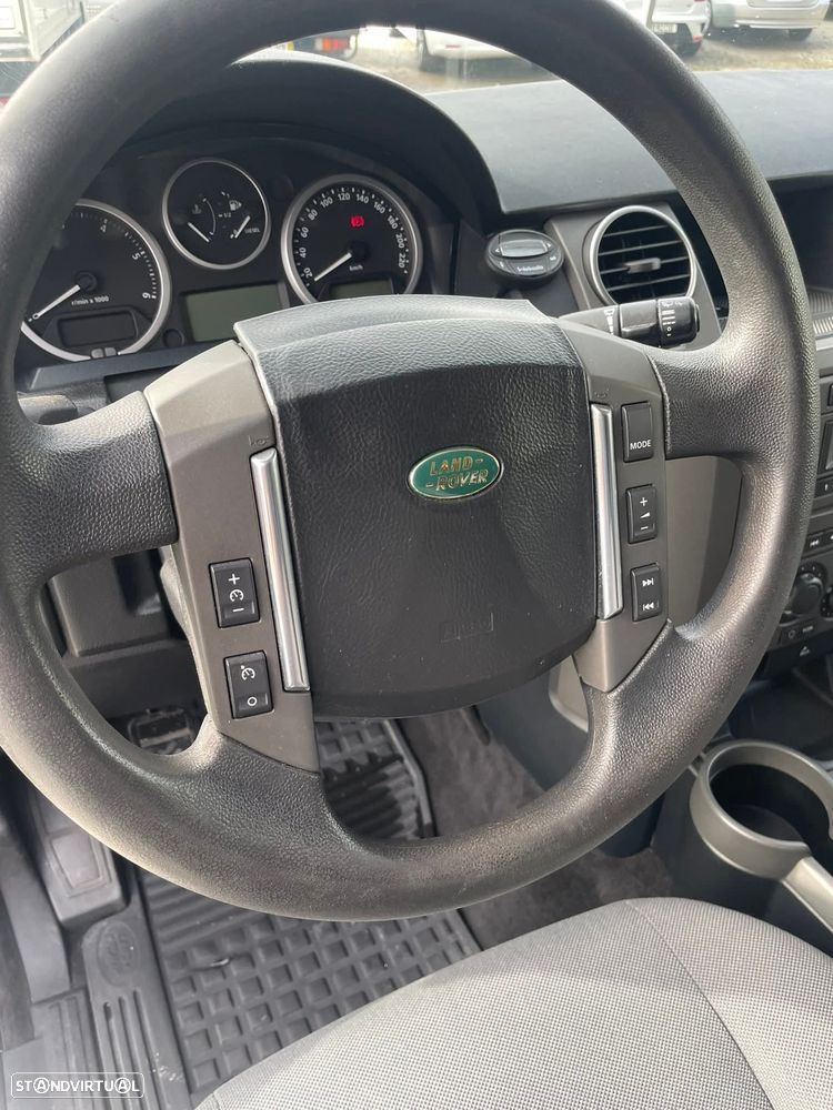 Land Rover Discovery 2.7 TD V6 SE - 19