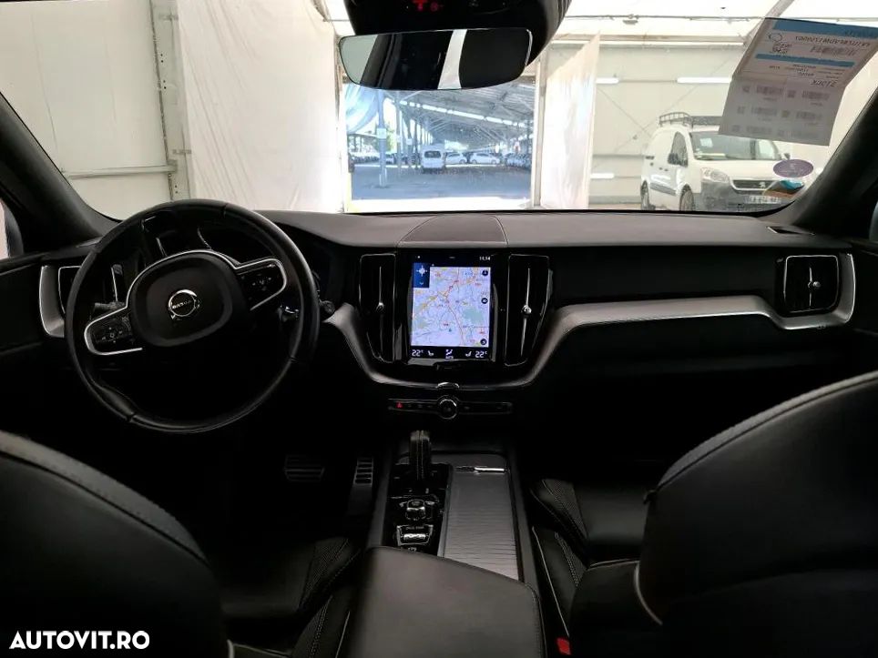 Volvo XC 60 T6 AWD Recharge Geartronic RDesign - 2