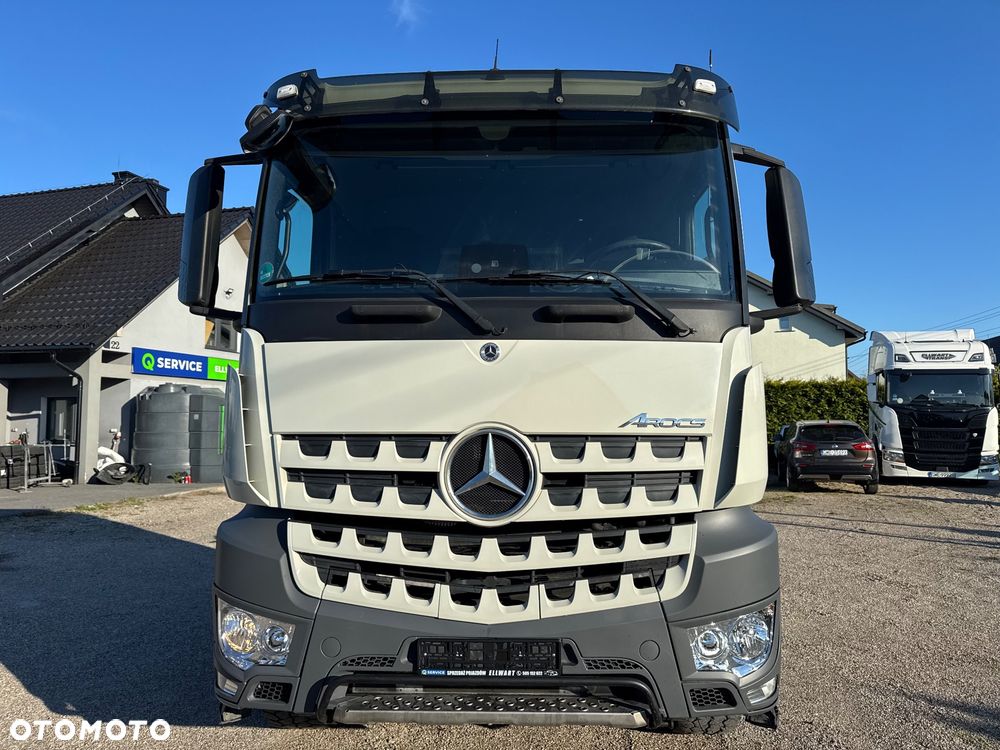 Mercedes-Benz Arocs - 2