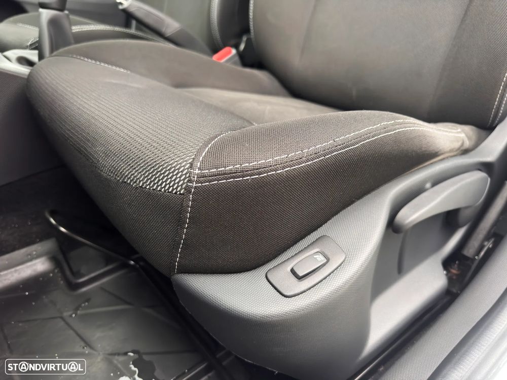 Renault Clio 0.9 TCE Dynamique S - 30