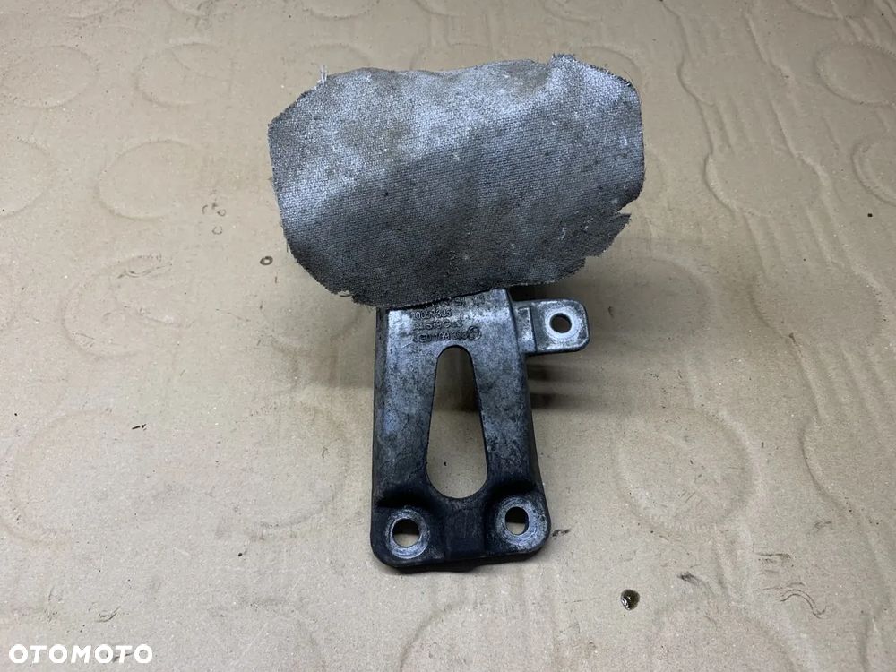 Łapa mocowanie wspornik silnika Audi A4 B8 4G0199308AD - 1
