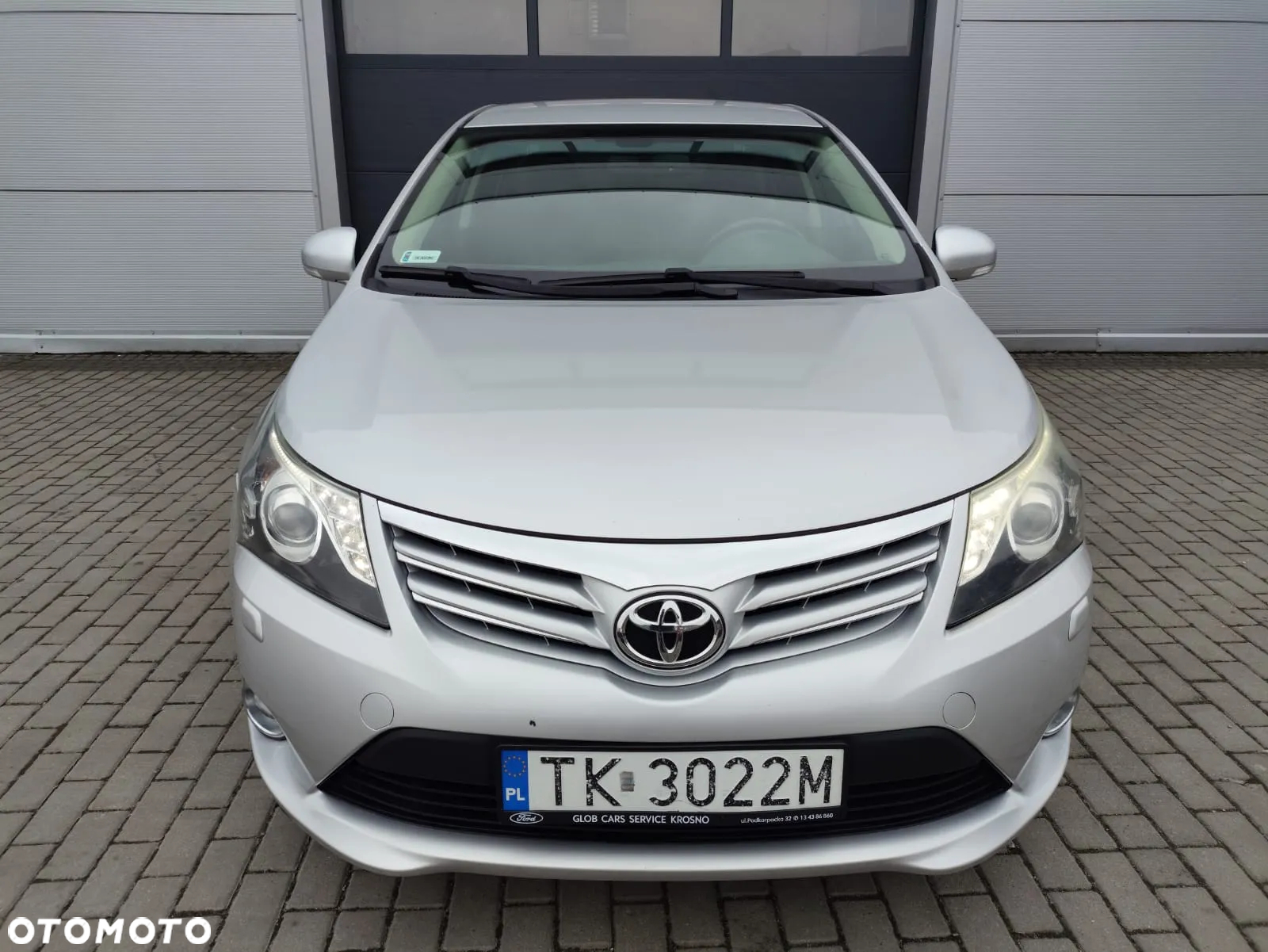 Toyota Avensis 1.8 Premium MS - 8