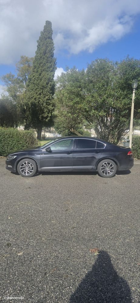 VW Passat 1.6 TDI (BlueMotion ) Comfortline - 14