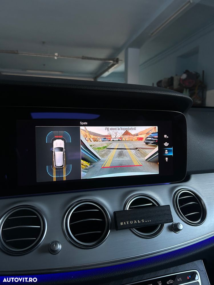 Mercedes-Benz E 300 de 9G-TRONIC Night Edition - 31