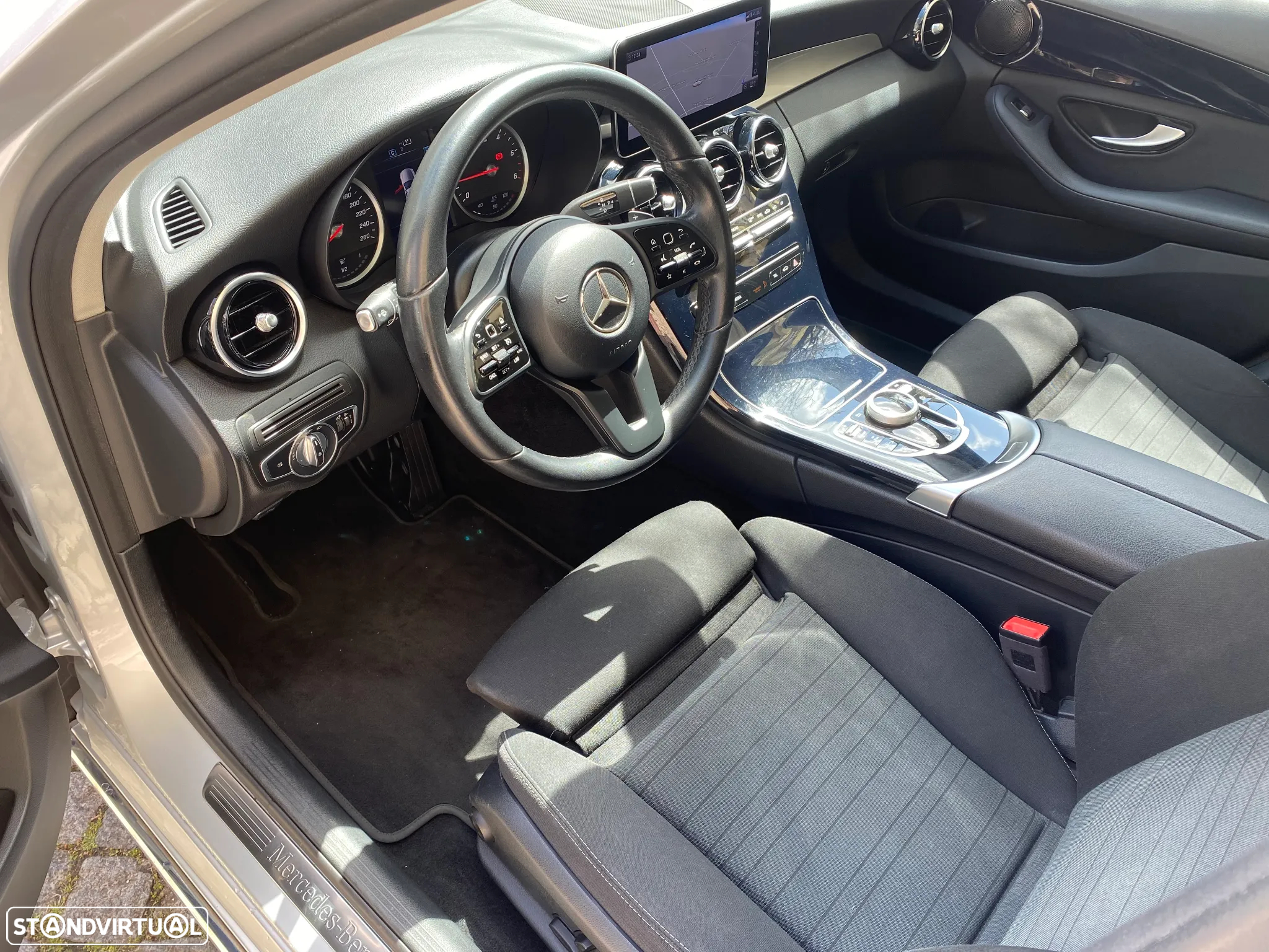 Mercedes-Benz C 200 - 14
