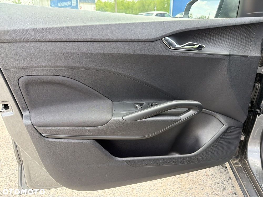 Skoda Fabia 1.0 TSI Drive DSG - 11