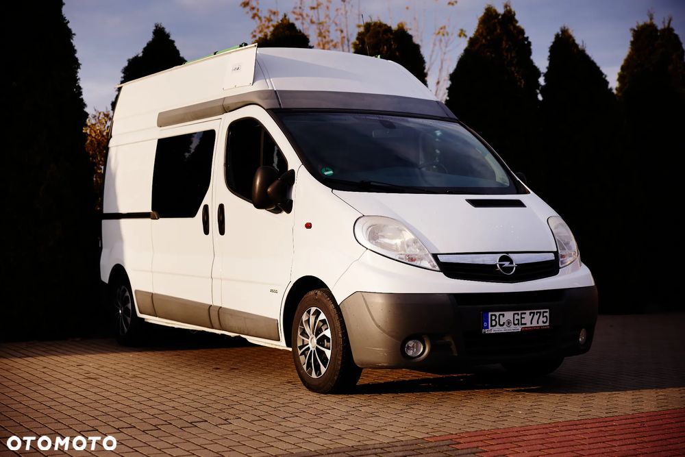 Opel Vivaro Kamper - 10