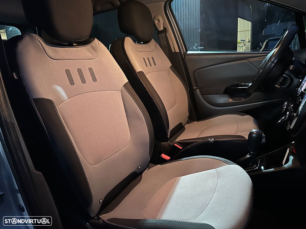 Renault Captur ENERGY TCe 120 EDC Luxe - 17