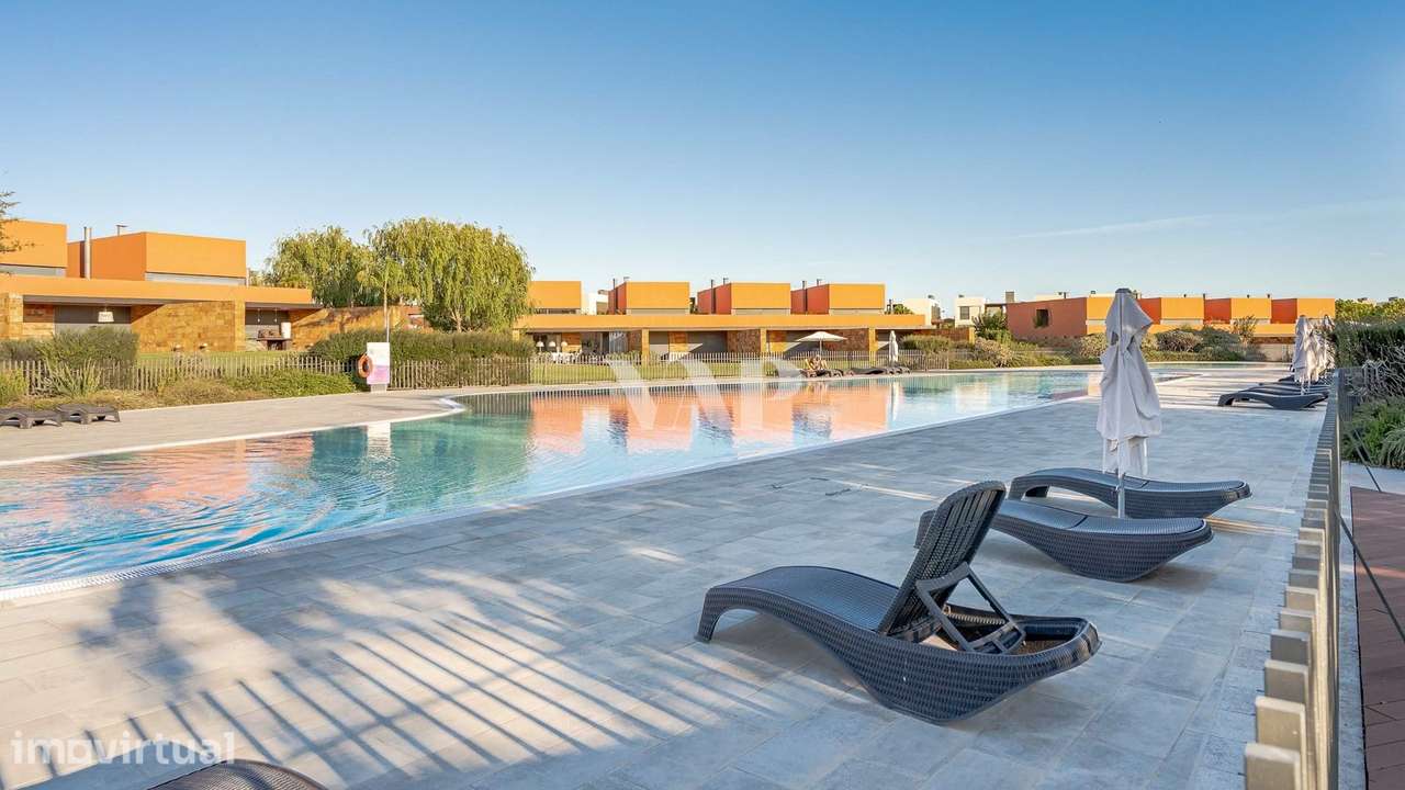 Apartamento Duplex T3 com Piscina em Condomínio Exclusivo – Vilamoura - Grande imagem: 2/33