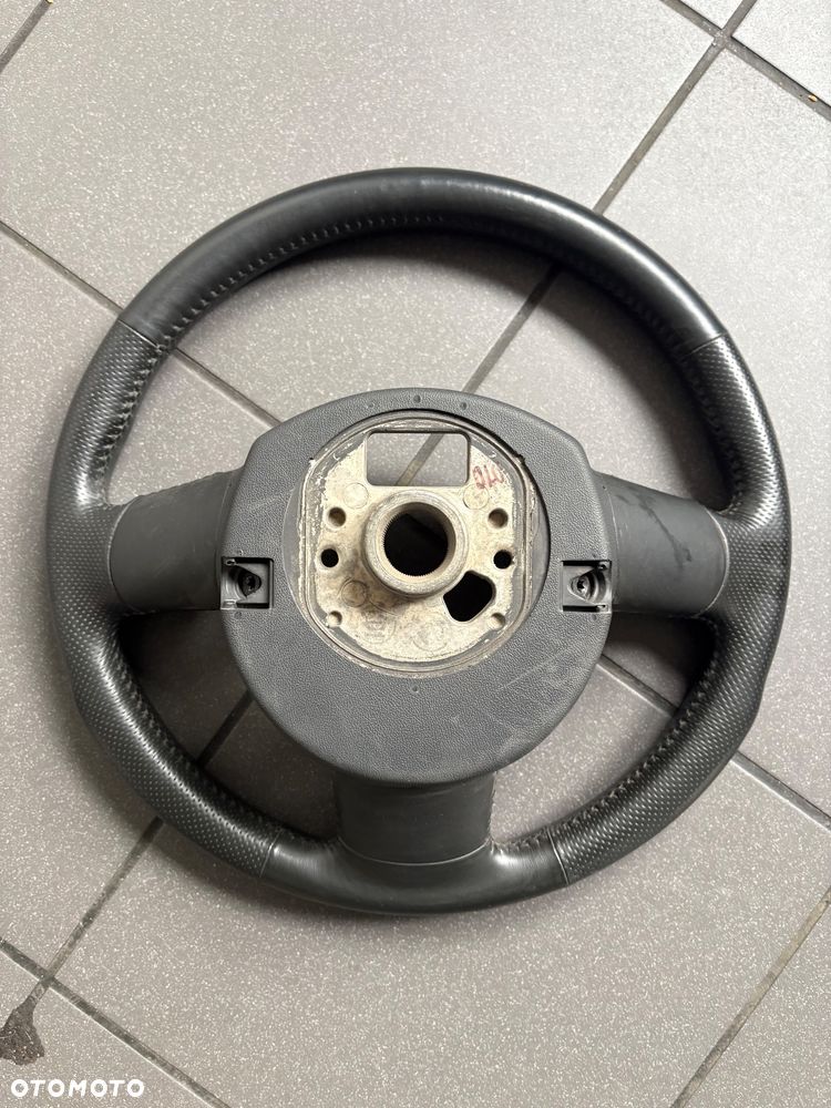 Kierownica Audi A3 8P trójramienna - 7