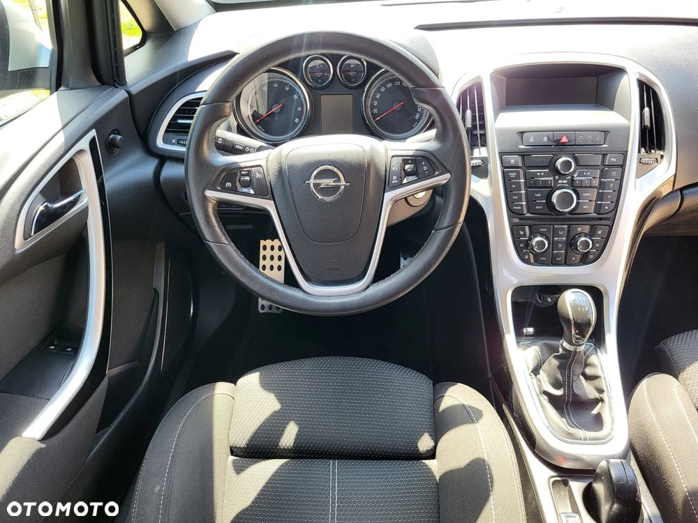 Opel Astra 1.4 T Active EU6 - 18