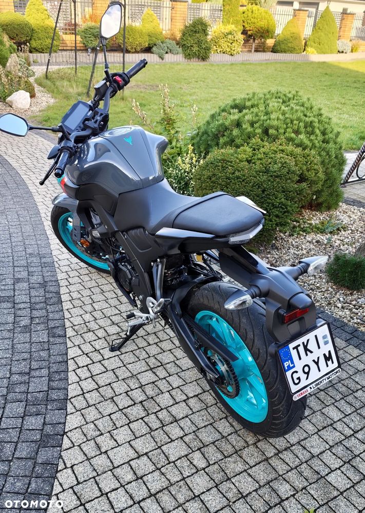 Yamaha MT - 2