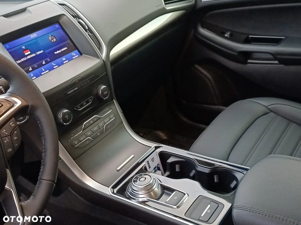 Ford Edge - 21