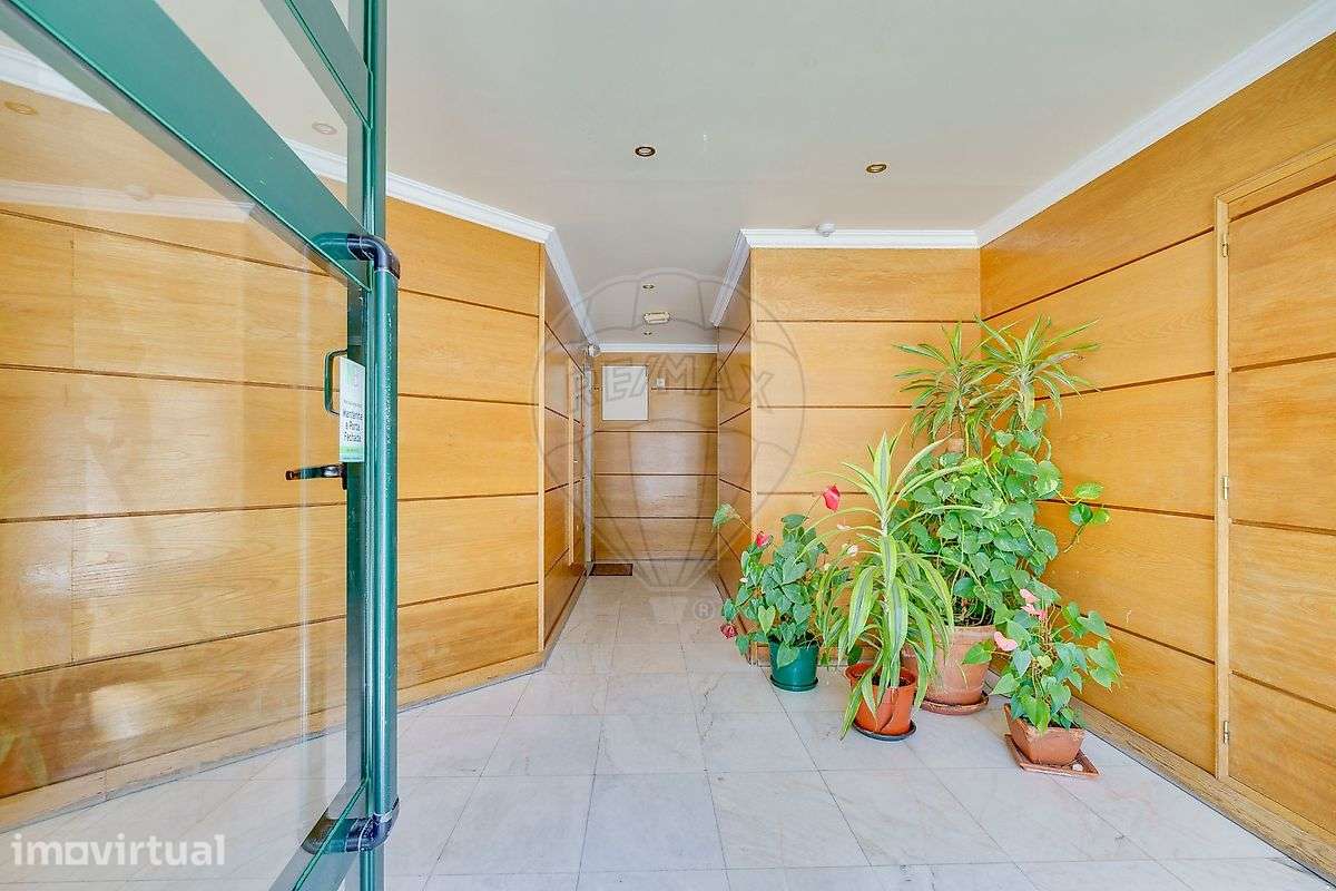 Apartamento T1 para arrendamento - Grande imagem: 2/18