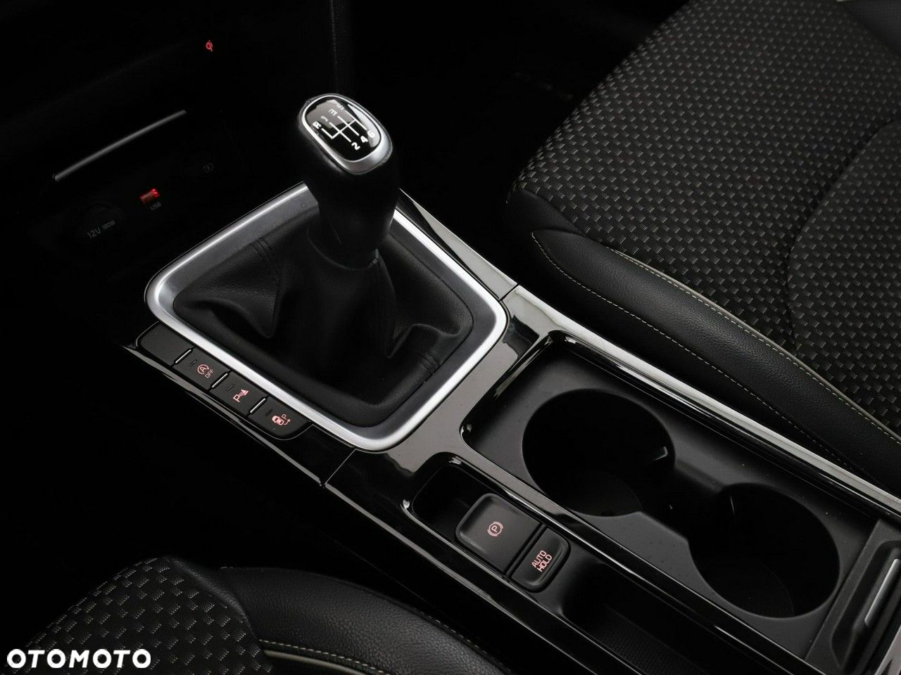 Kia XCeed 1.4 T-GDI OPF JBL SOUND EDITION - 32