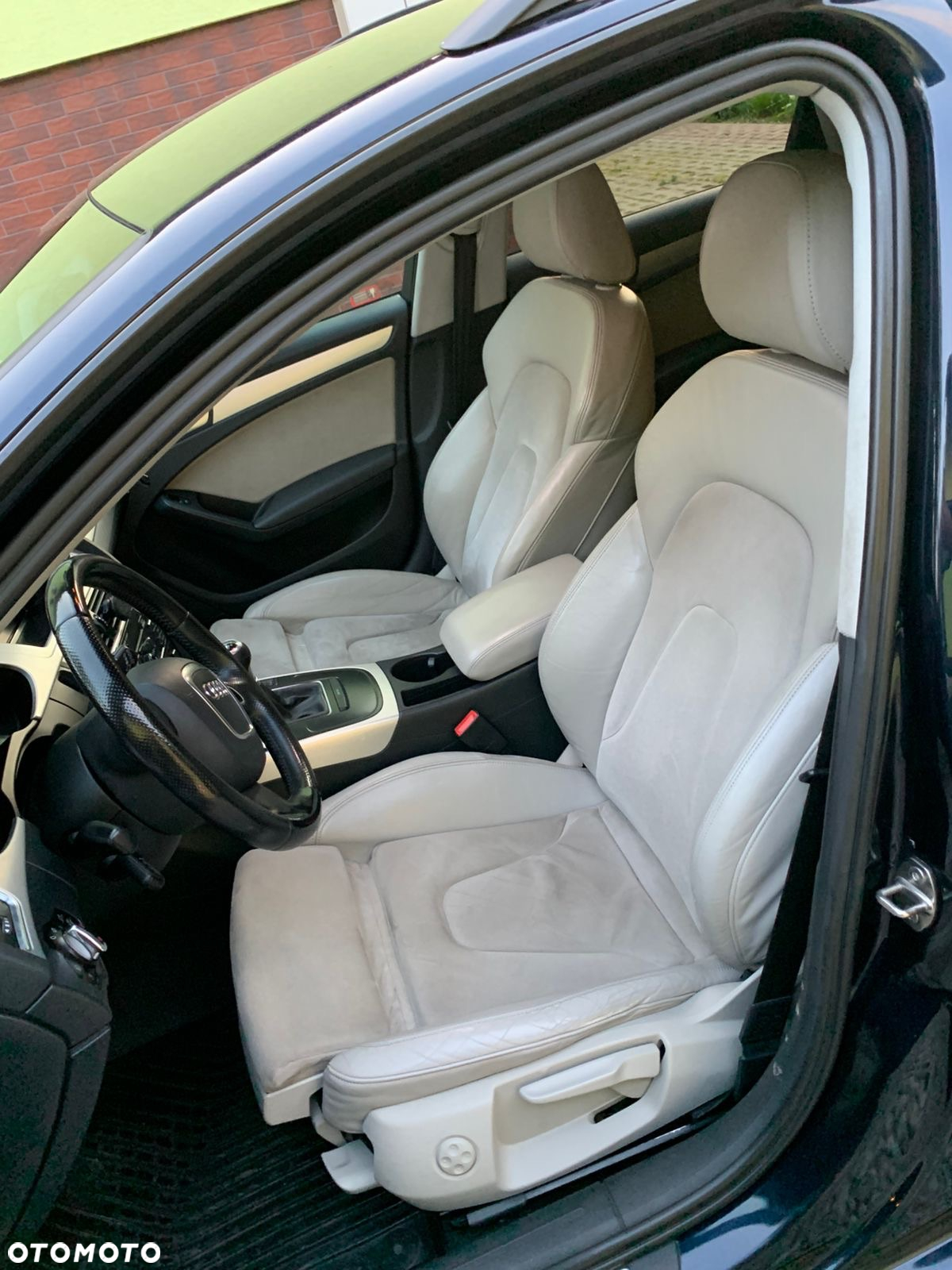 Audi A4 Allroad 2.0 TDI Quattro - 8