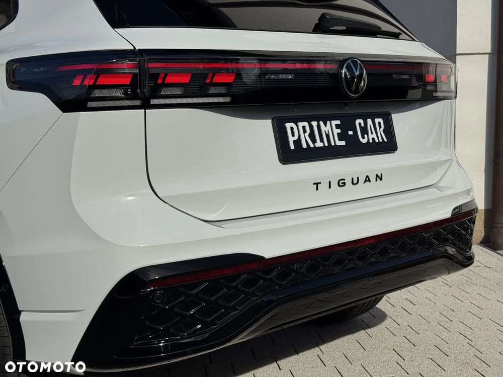 Volkswagen Tiguan 2.0 TDI SCR 4MOTION DSG R-Line - 39