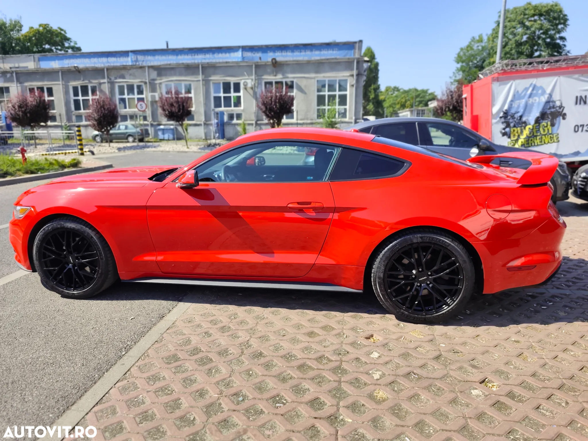 Ford Mustang 2.3 EcoBoost - 12