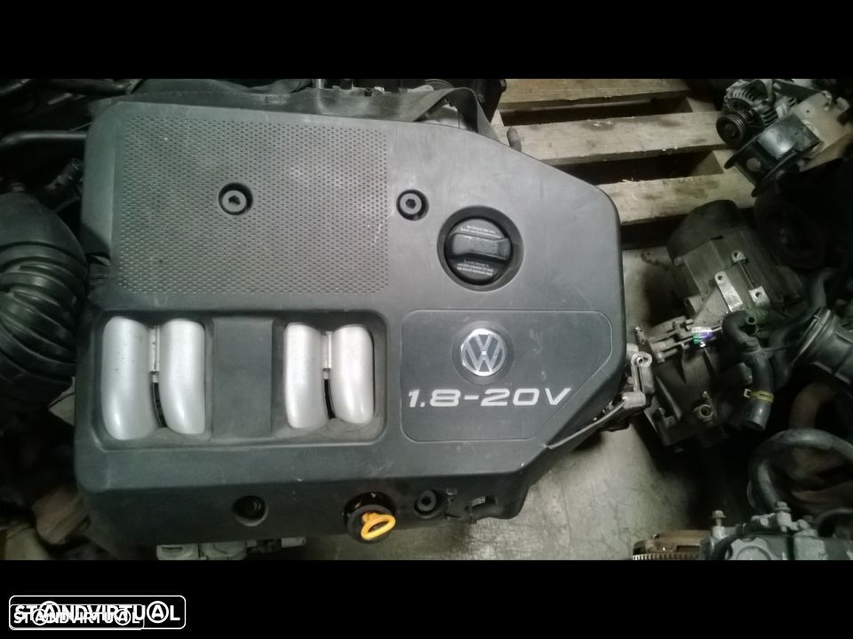 Motor Vw 1.8 Turbo - 1