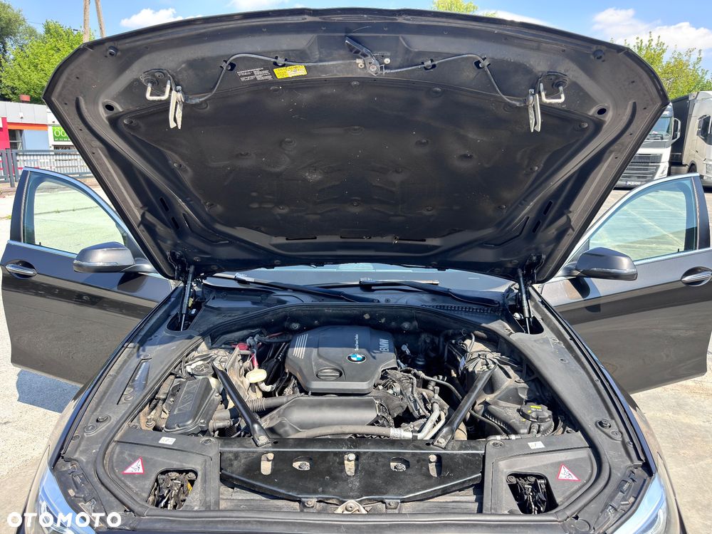 BMW Seria 5 520d - 13