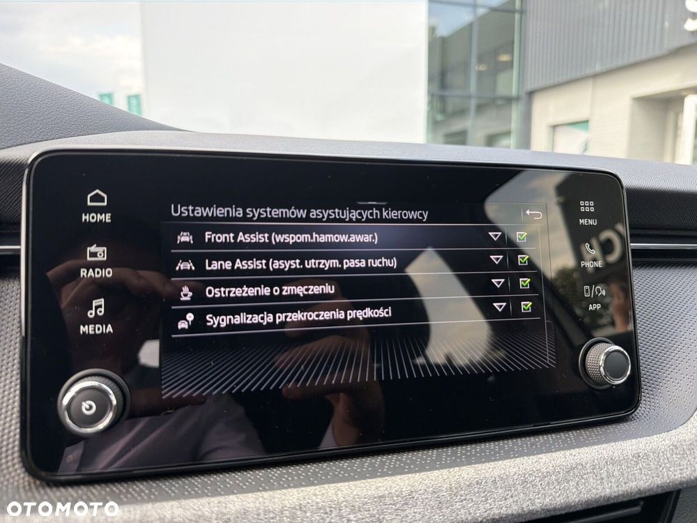 Skoda Kamiq 1.0 TSI Selection DSG - 16