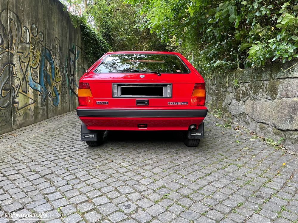 Lancia Delta 1.6 HF Turbo - 36