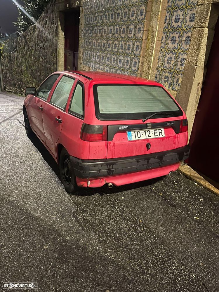 SEAT Ibiza 1.4i - 2